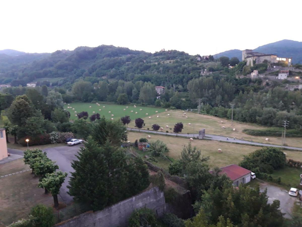 Appartamento Panoramico Pontremoli Extérieur photo