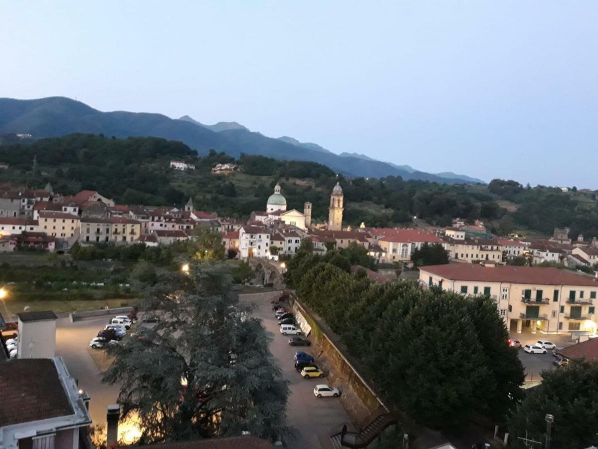 Appartamento Panoramico Pontremoli Extérieur photo