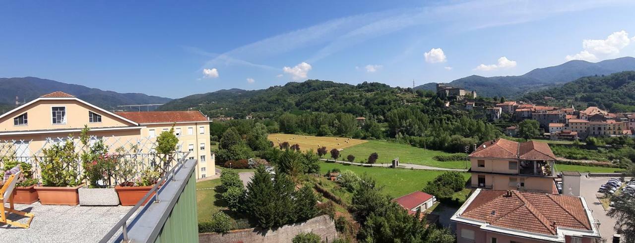 Appartamento Panoramico Pontremoli Extérieur photo