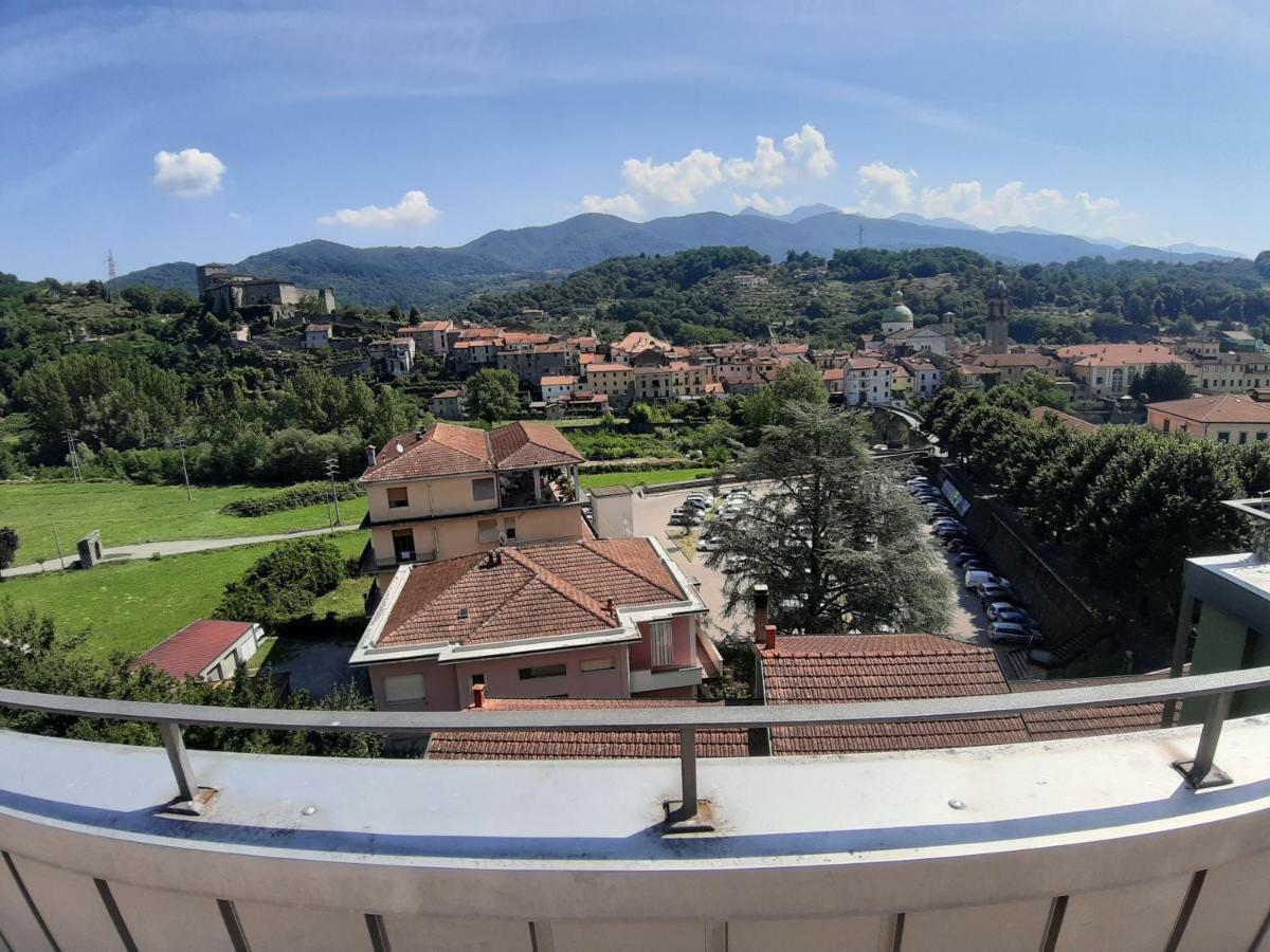 Appartamento Panoramico Pontremoli Extérieur photo